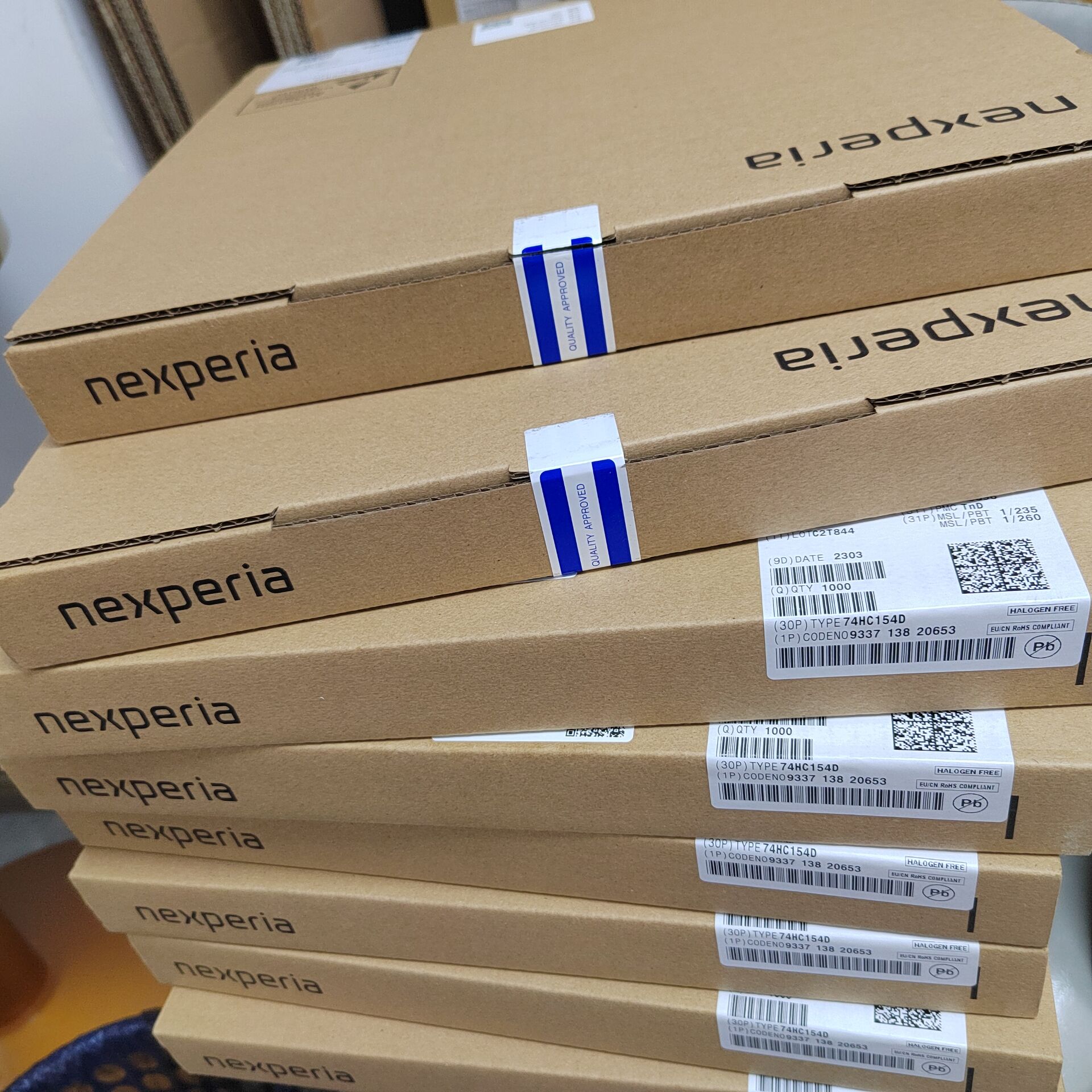 74HC154D.jpg 74HC154D.jpg