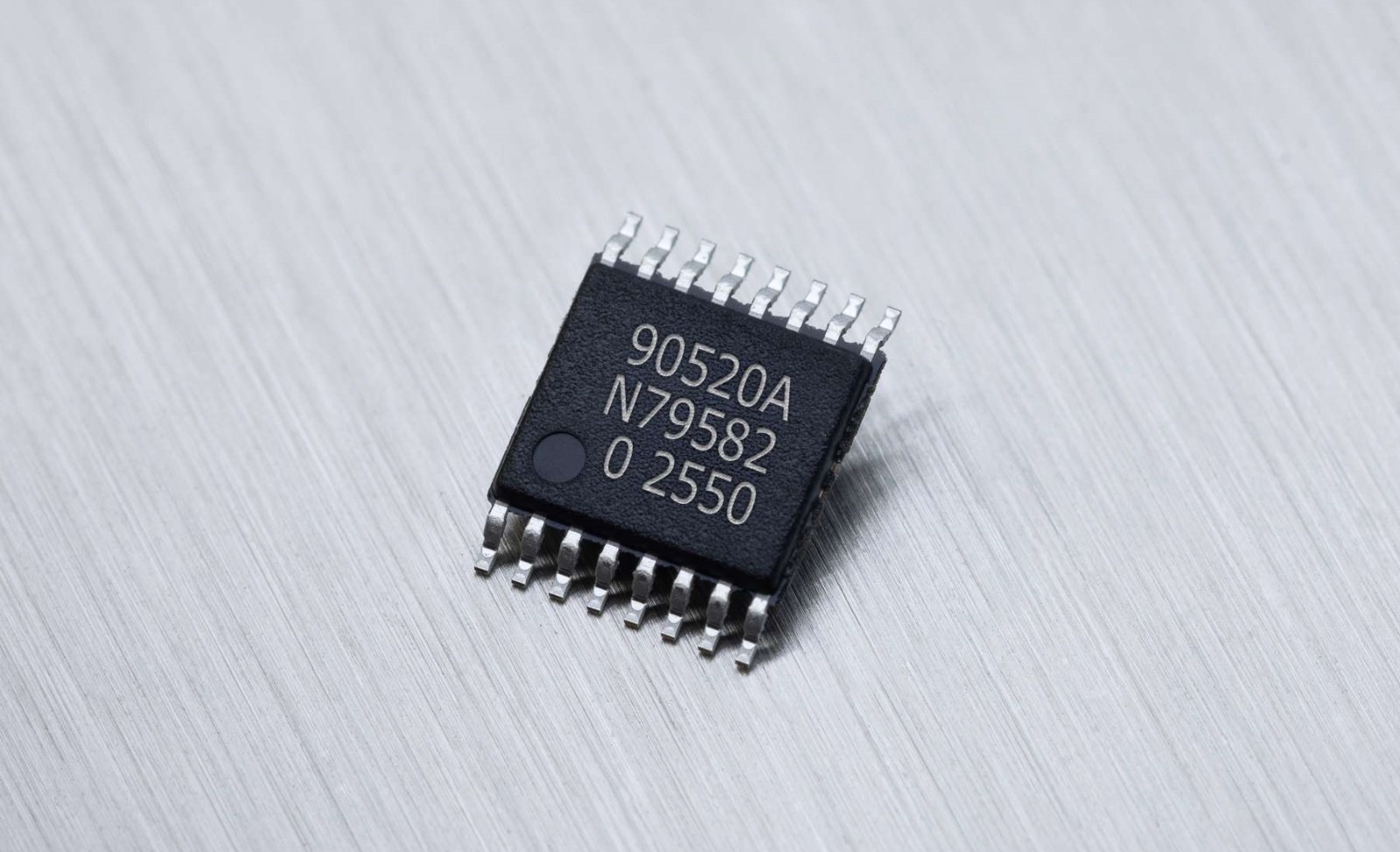 MLX90520封装产品图_副本.jpg MLX90520封装产品图_副本.jpg